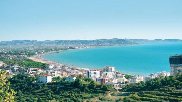دوريس - المدن السياحية في البانيا