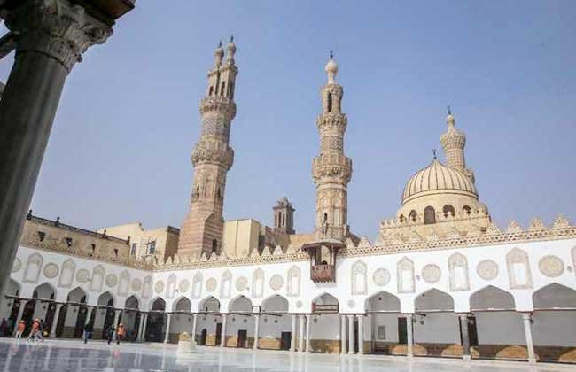 جامع الأزهر الشريف - السياحة في القاهرة