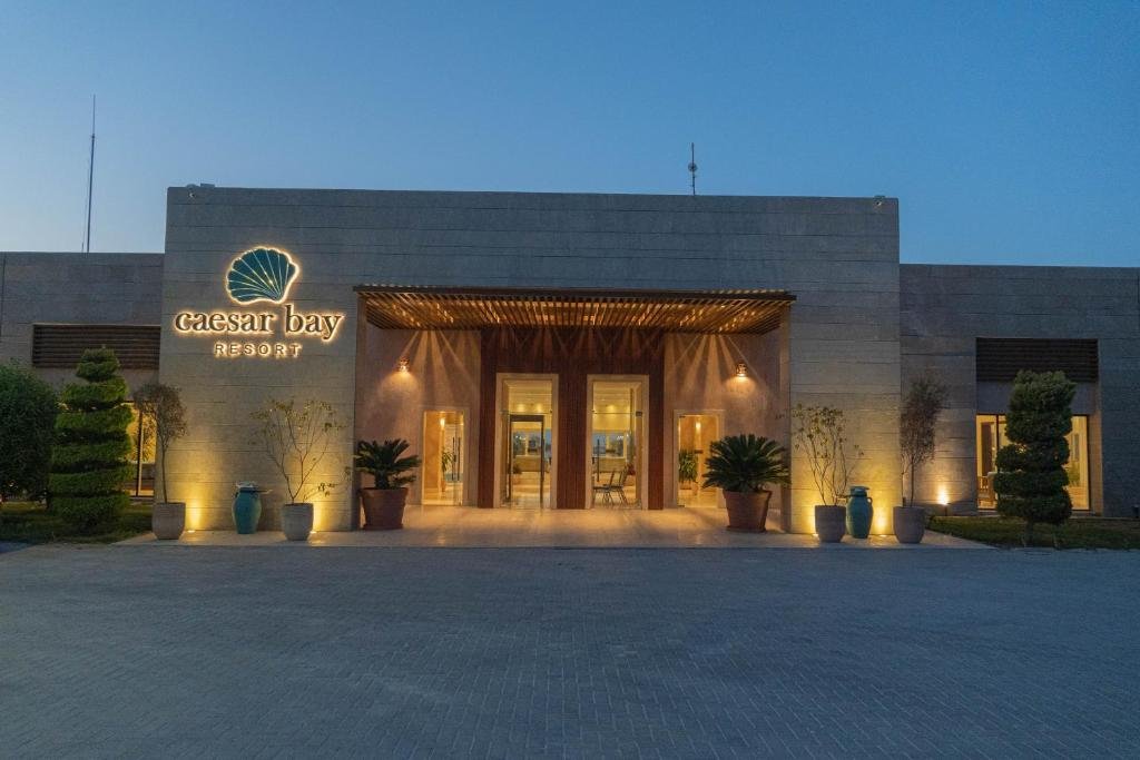 فندق Caesar Bay القيصر باي - الساحل الشمالي مصر