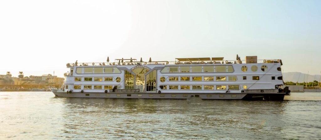 الرحلات النيلية القصيرة الأقصر وأسوان (Mini Cruises)